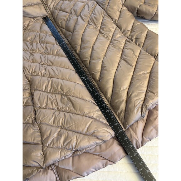 New Bernardo Performance Puffer Jacket Women’s Packable Hooded Beige Brown 1X - Picture 11 of 12